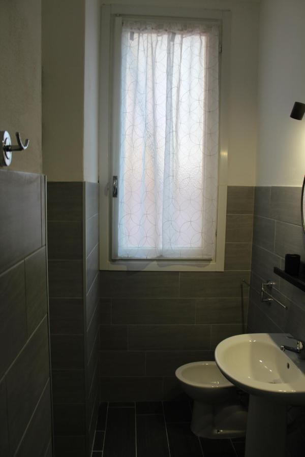 B&B Red House Garlate Extérieur photo