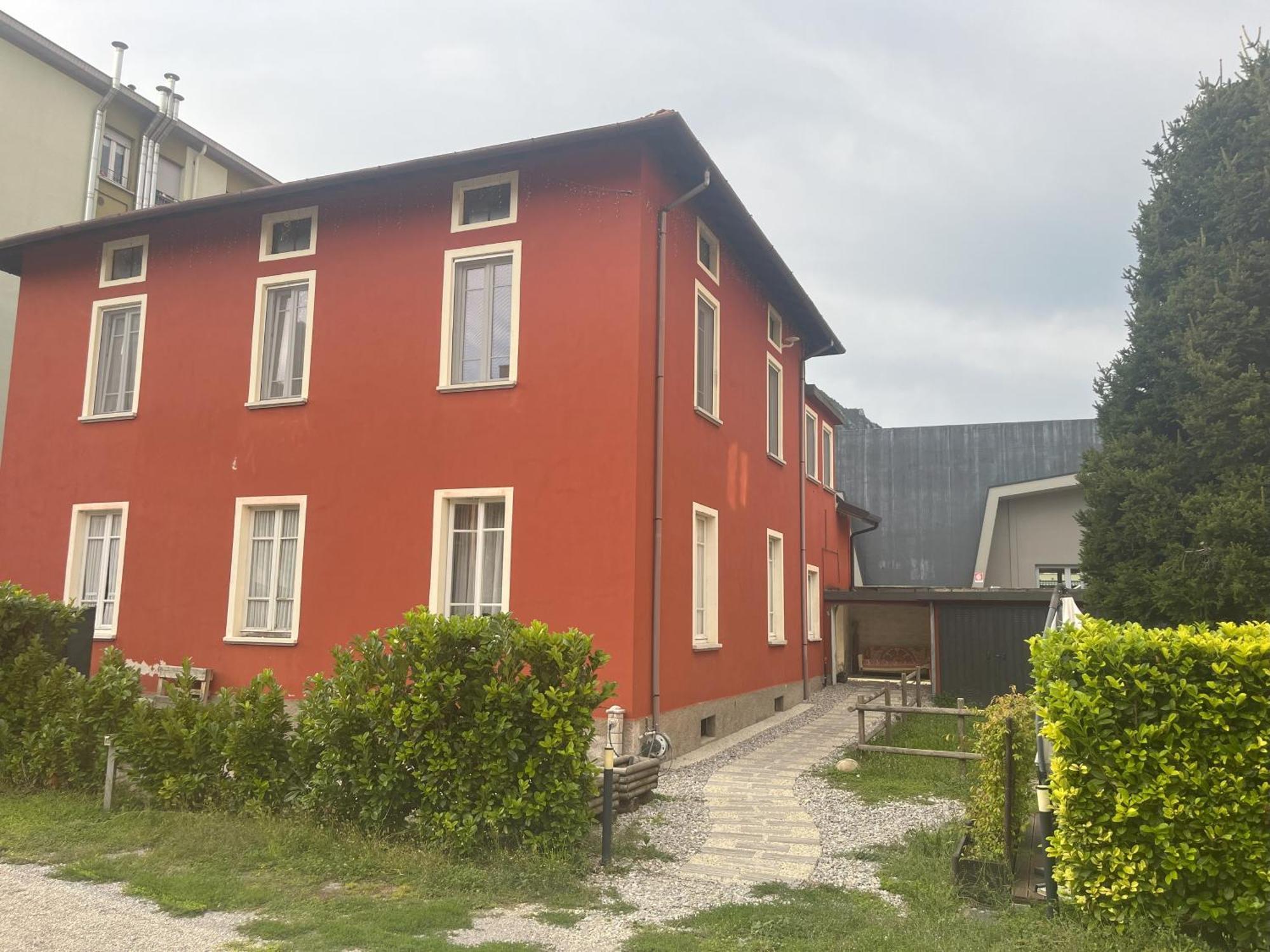 B&B Red House Garlate Extérieur photo